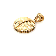 Pendant Round Striped with CZ 29 14K