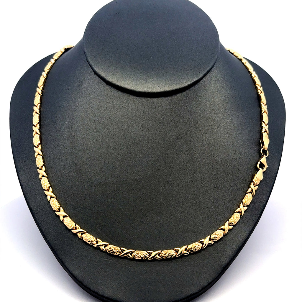 Necklaces Textured X&O with Lobster Lock 4mm 18" 10K