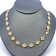 Necklaces Two-Tone Daisy Chain 9mm 18" 10K