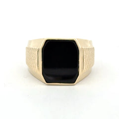 Ring Jubilee and Horseshoe on Onyx 10.5 4mm 10K
