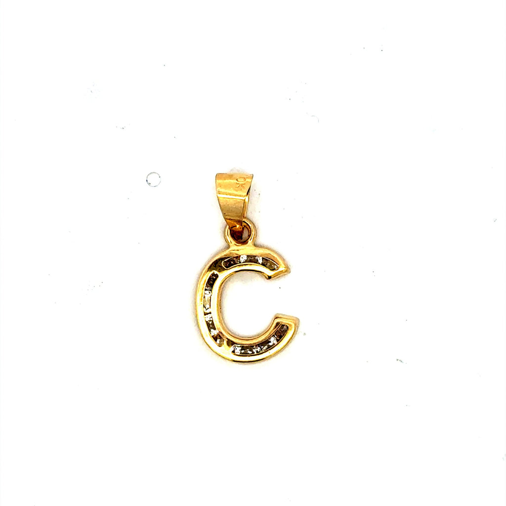 Golden Bull Basic 0.5 g Pendant ’So Cute’ Initial C 20.5 10K