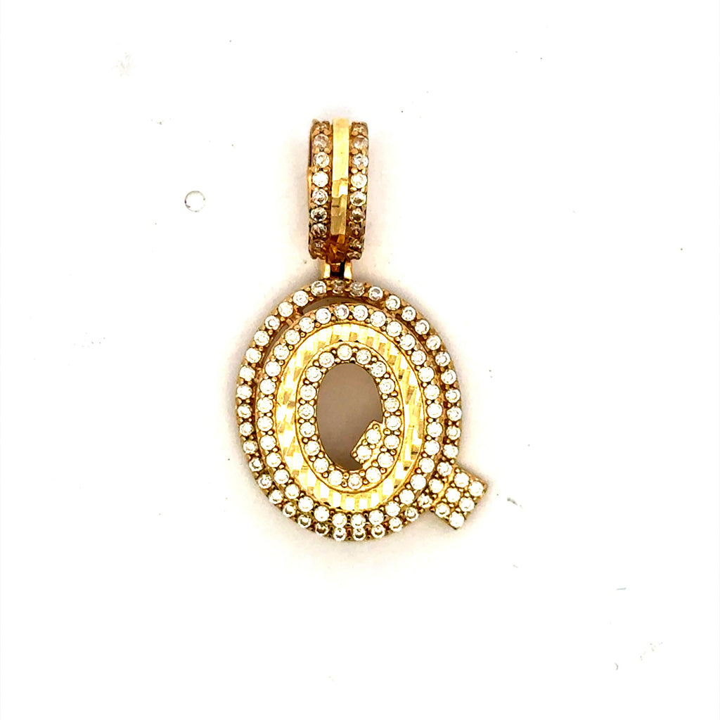Golden Bull Fancy CAL 2.4 g Pendant CZ Stepped Initial 'Q' 31 10K