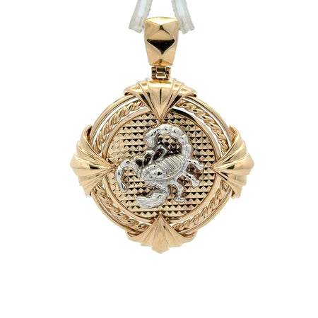 Pendant Two-Tone Scorpion on Embellished Medallion 39 14K