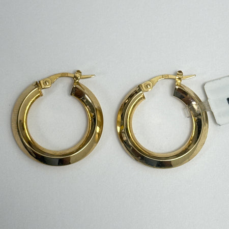 14k Classic Yellow Gold Hoop Earrings