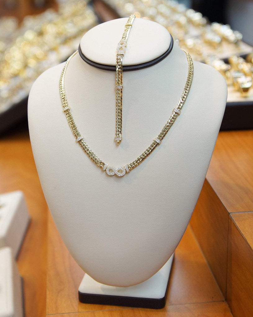 Las Villas Jewelry Women's Choker Necklaces Women's Infinite Love Choker Necklace Set with CZ in 14Kt Gold