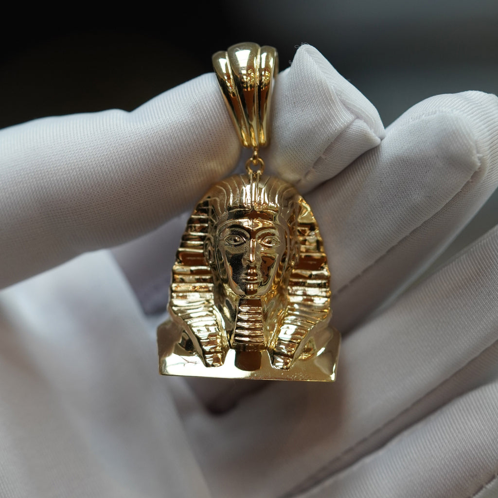 Las Villas Pendant Pharaoh Pendant in 14Kt